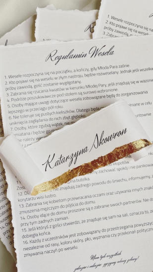 Winietka rwana i ręcznie złocona