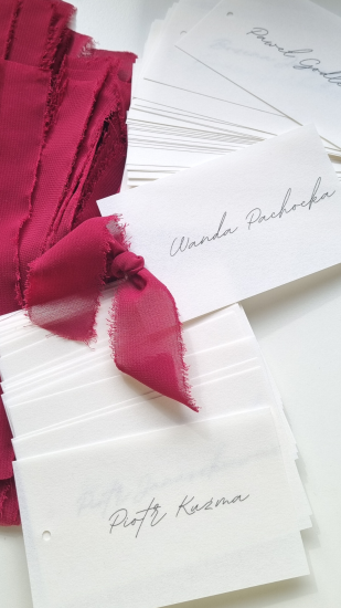 WINIETKA Z RWANĄ WSTĄŻKĄ   